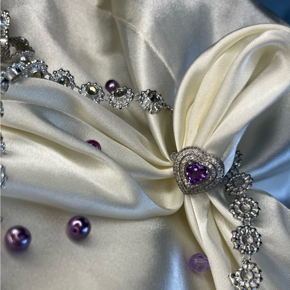 Huge Purple Amethyst, and White Sapphire,diamond ring - Picture 3 of 11